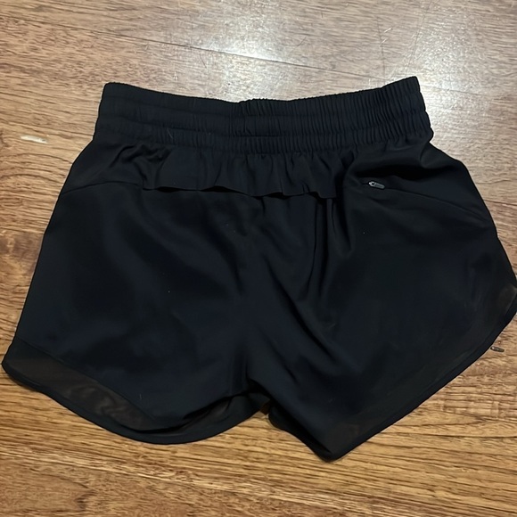ATHLETA Mesh Racer Run Short 4" - Picture 11 of 11
